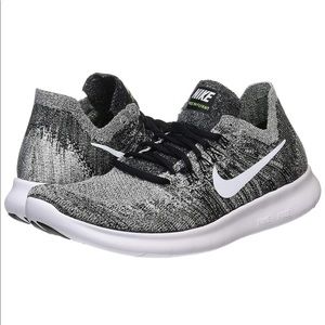 Nike Freerun Flyknit running shoe
